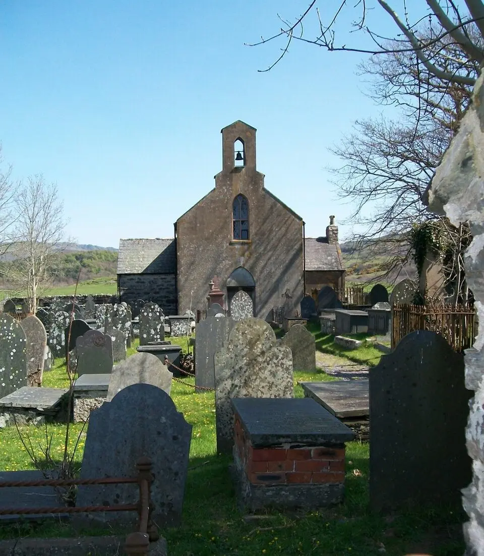 St Cynhaearn’s Church