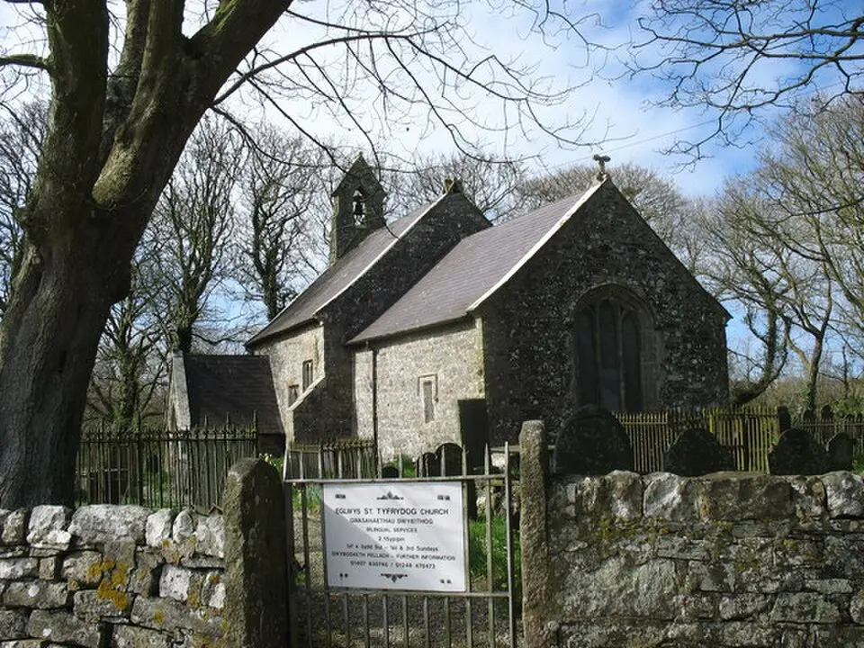 Llandyfrydog