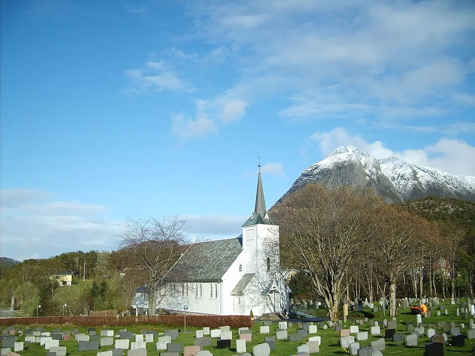 Gullstein kirke