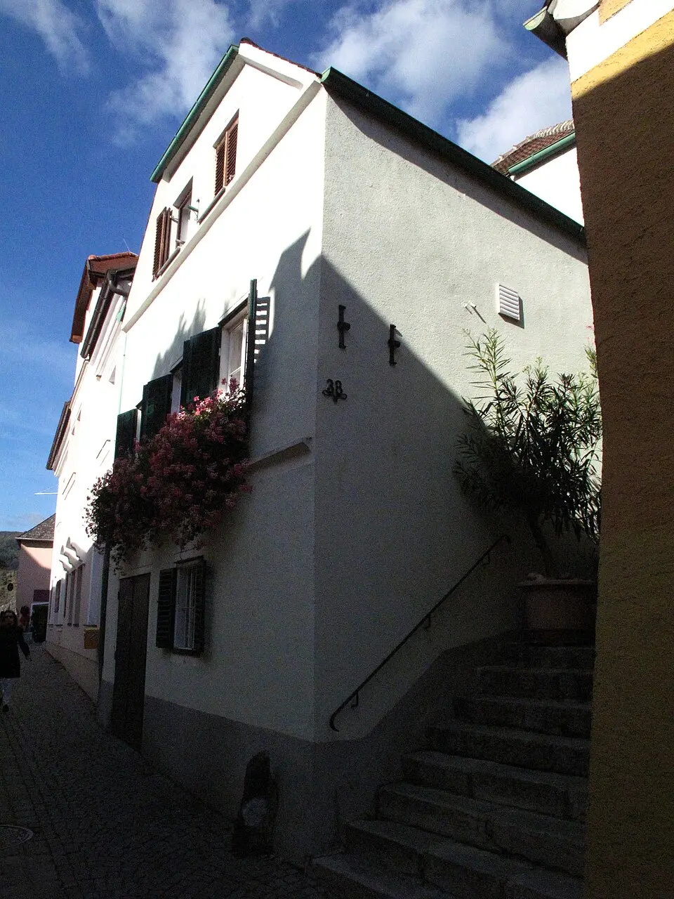 Ehem. Winzerhaus mit Presshaus