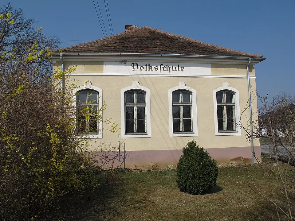 Ehem. Volksschule