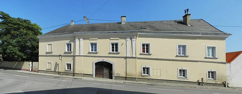 Schwerthof (Himberg)