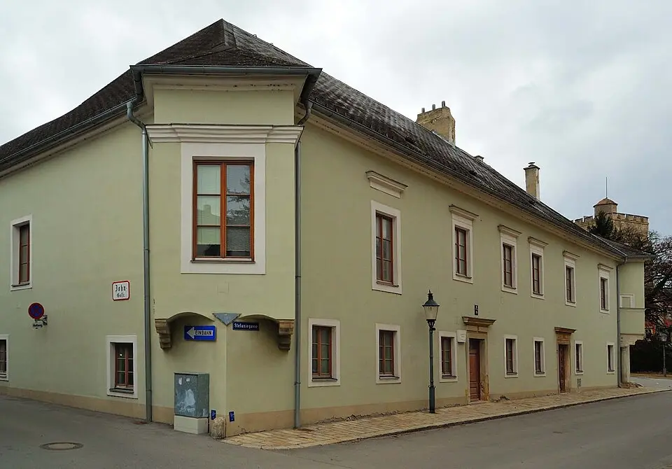 Bezirksgericht, ehemaliger Pflegerhof