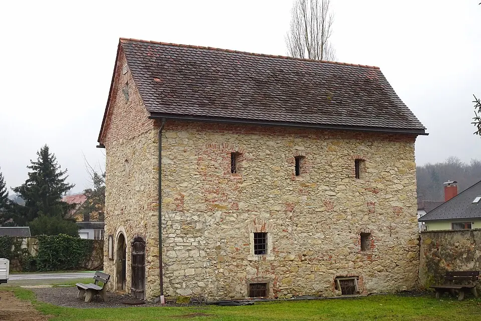 Granary in Ehrenhausen