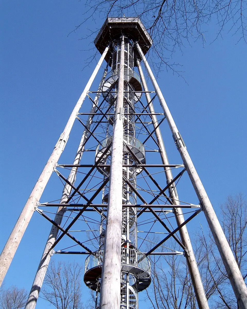 Slika: Andreas Schwarzkopf · CC BY-SA 3.0 Eichbergturm