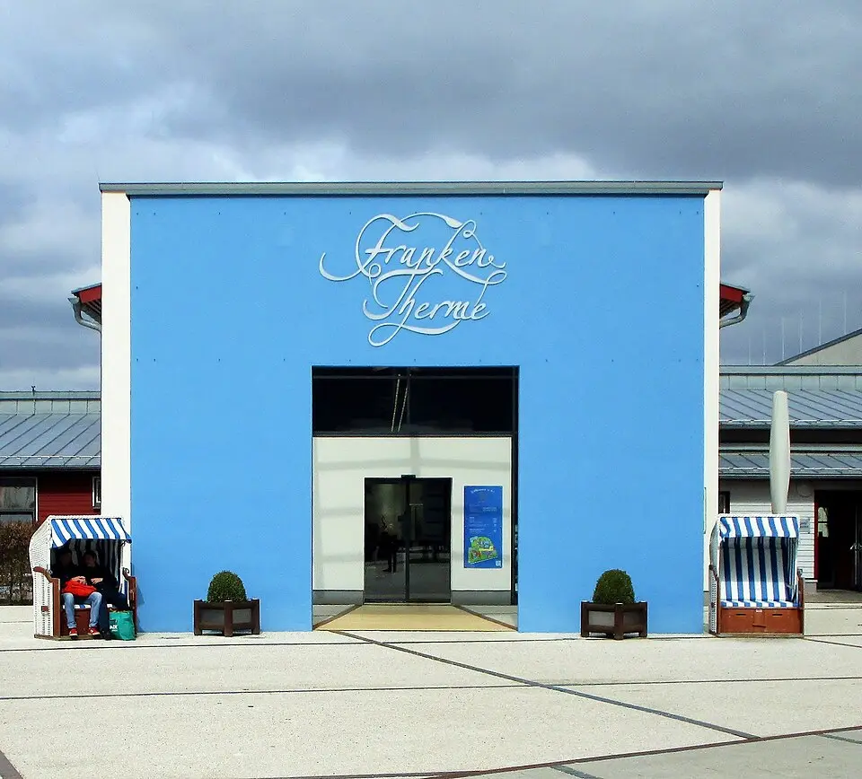 Slika: Andreas Wolf 01 · CC0 Franken-Therme