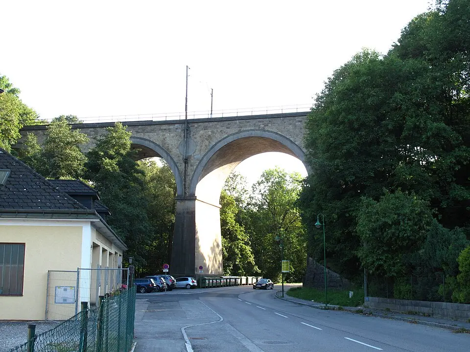 Immagine: Clemens PFEIFFER · CC BY 3.0 Viadukt, Eichgraben Talübergang