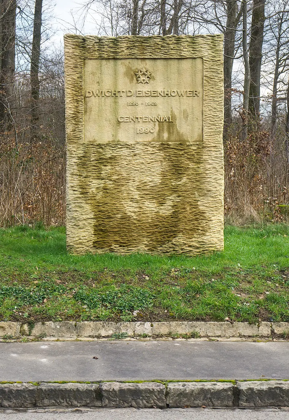 Dwight-D.-Eisenhower-Monument