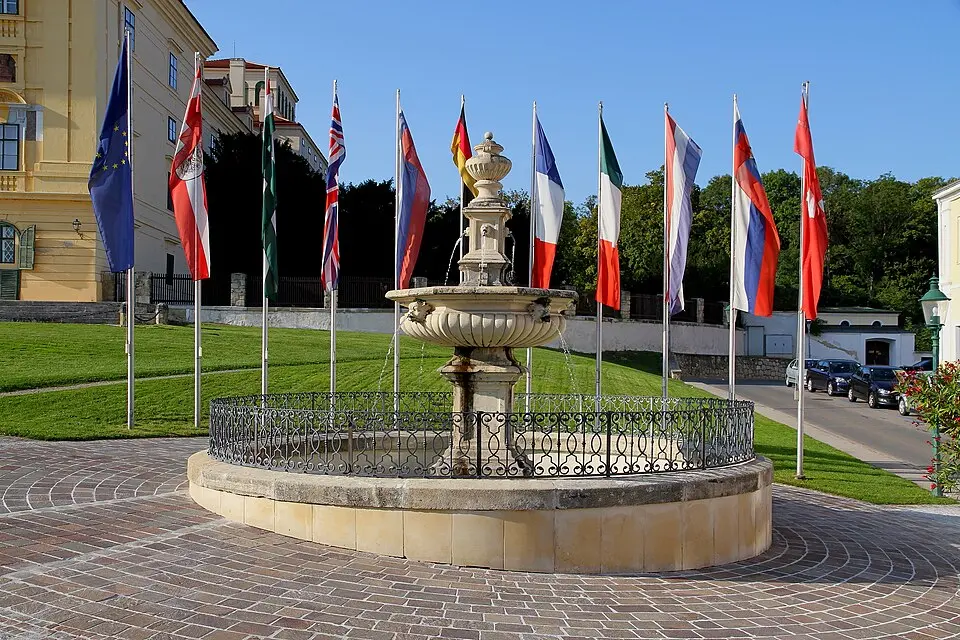 Image: C.Stadler/Bwag · CC BY-SA 3.0 Emerikusbrunnen