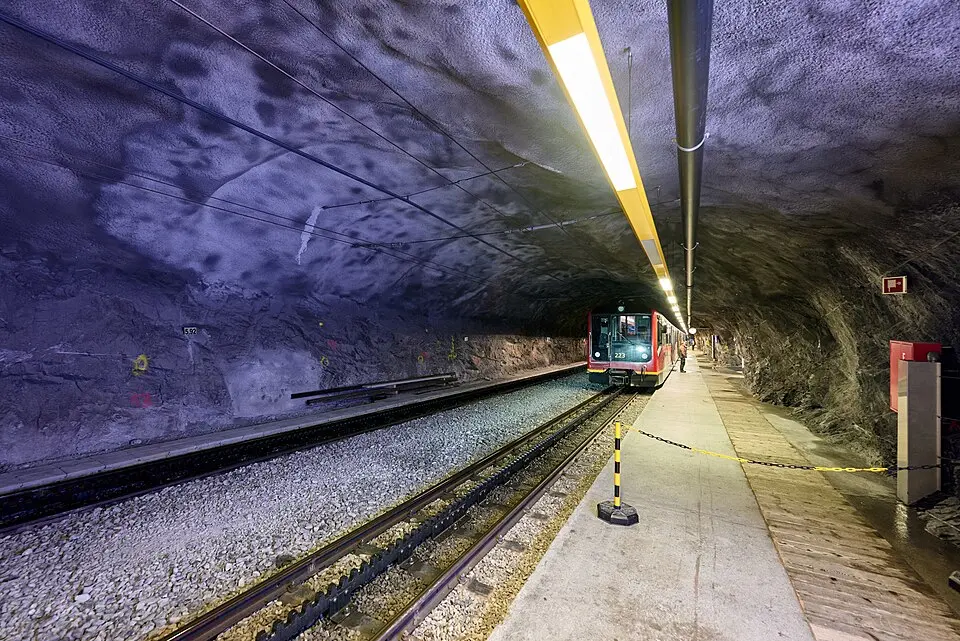 Eismeer railway station