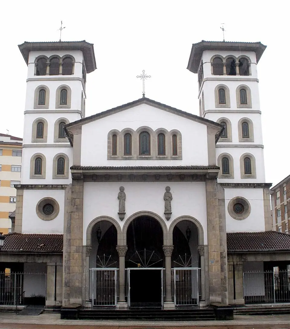 iglesia de San Andrés (El Entrego)
