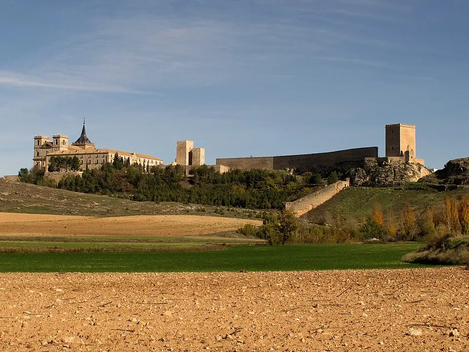 Obrázok: jacinta lluch valero from madrid * barcelona...., (España-Spain) · CC BY-SA 2.0 Castillo de Uclés