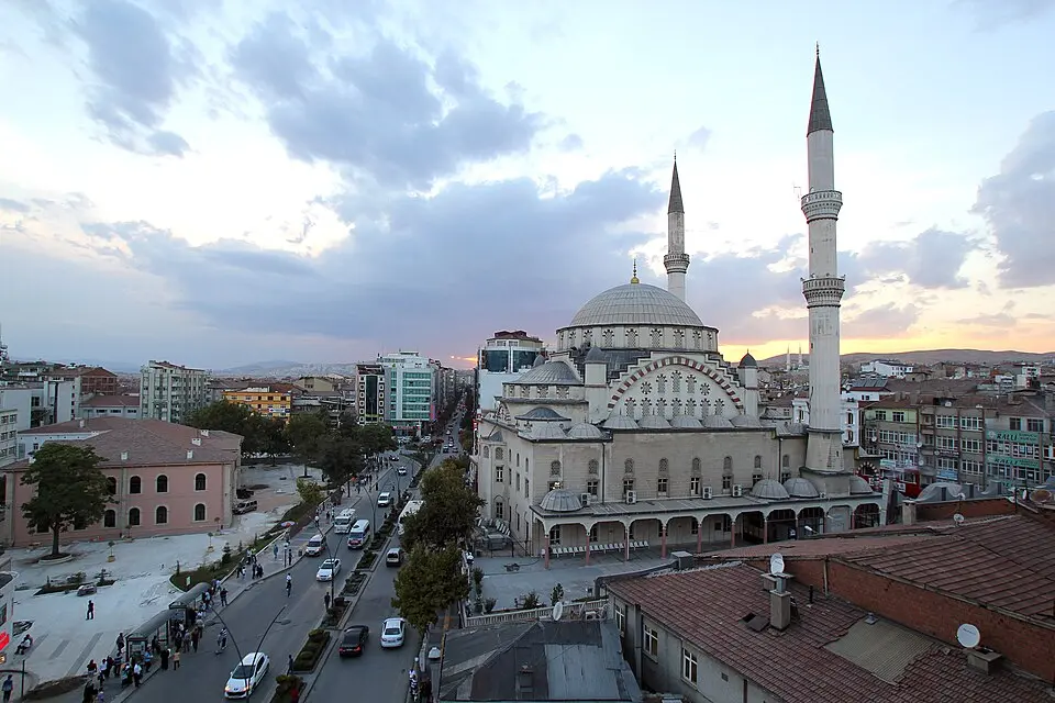 İzzet Paşa Camii