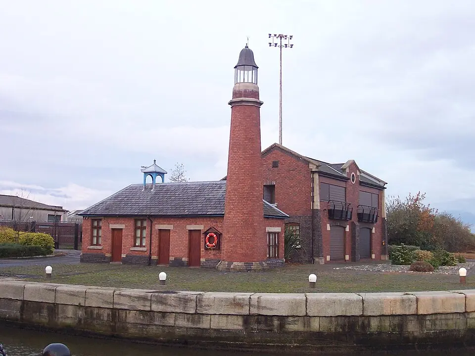 Ellesmere Port Lighthouse