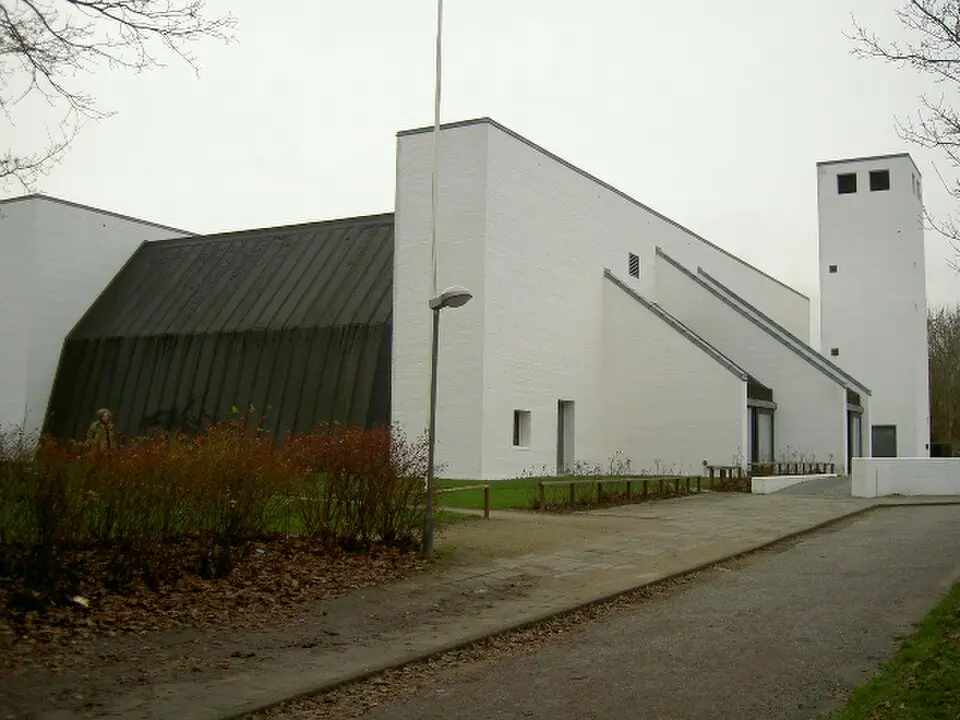 Ellevang Kirke