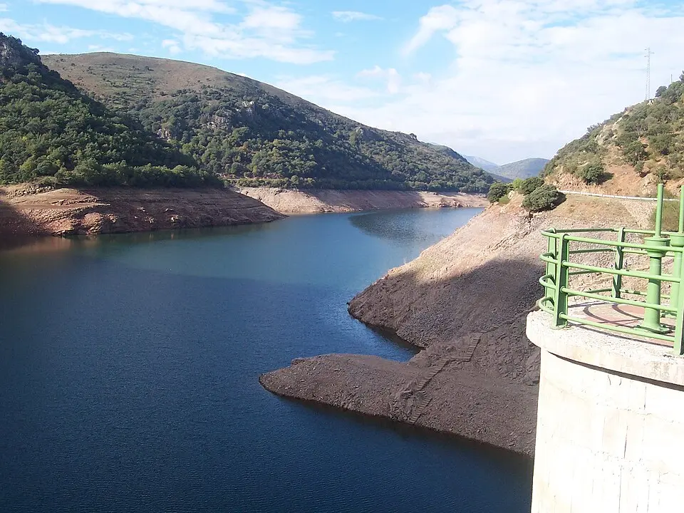 embalse de Mansilla