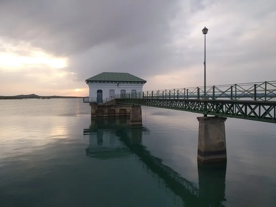 embalse de la Sotonera