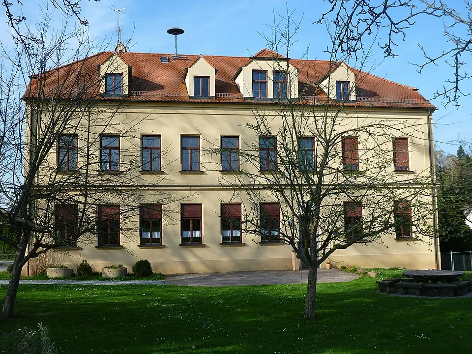 Kép: Jkü · CC BY-SA 3.0 Sogenanntes Kloster