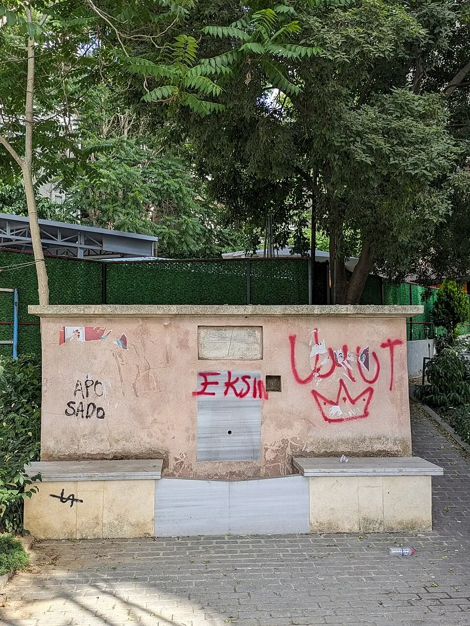 Emine Hanım Çeşmesi, Kadıköy