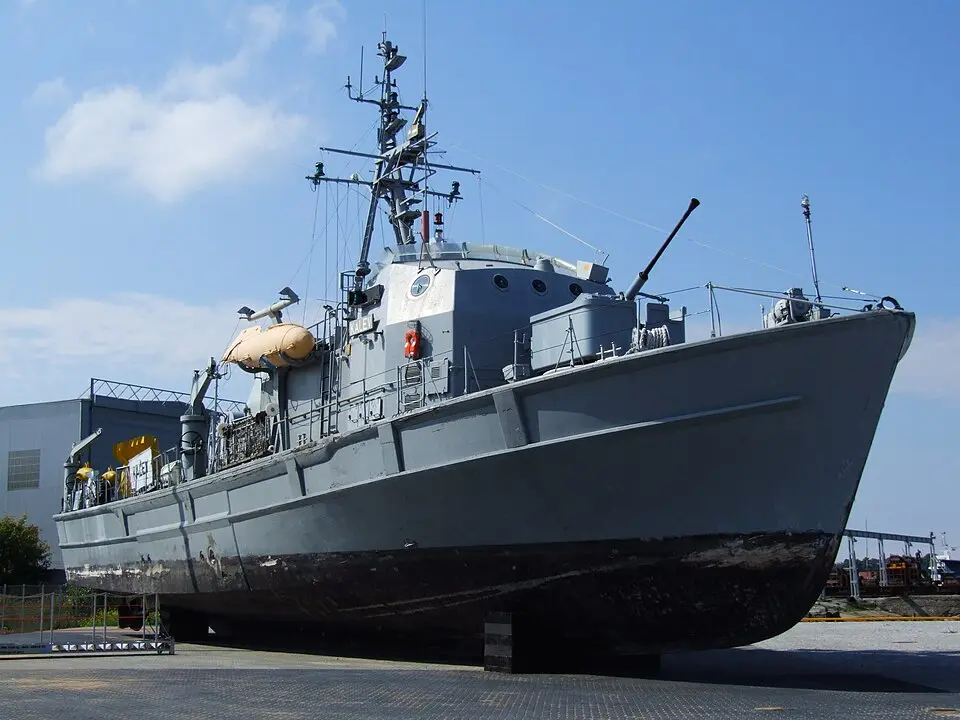 EML Kalev