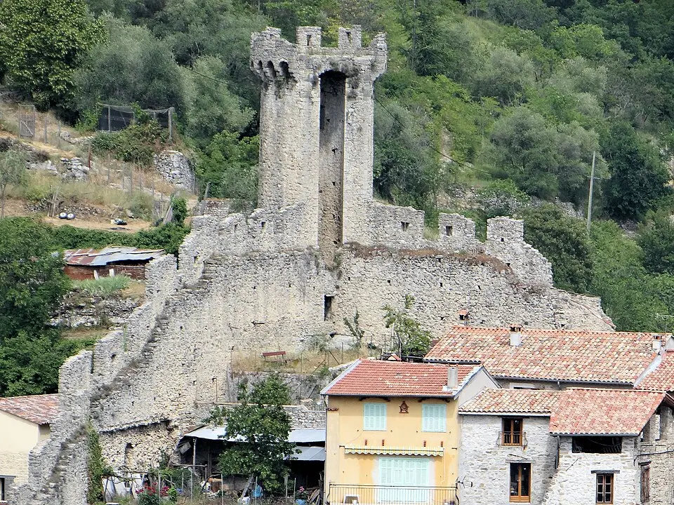 rempart de Lucéram