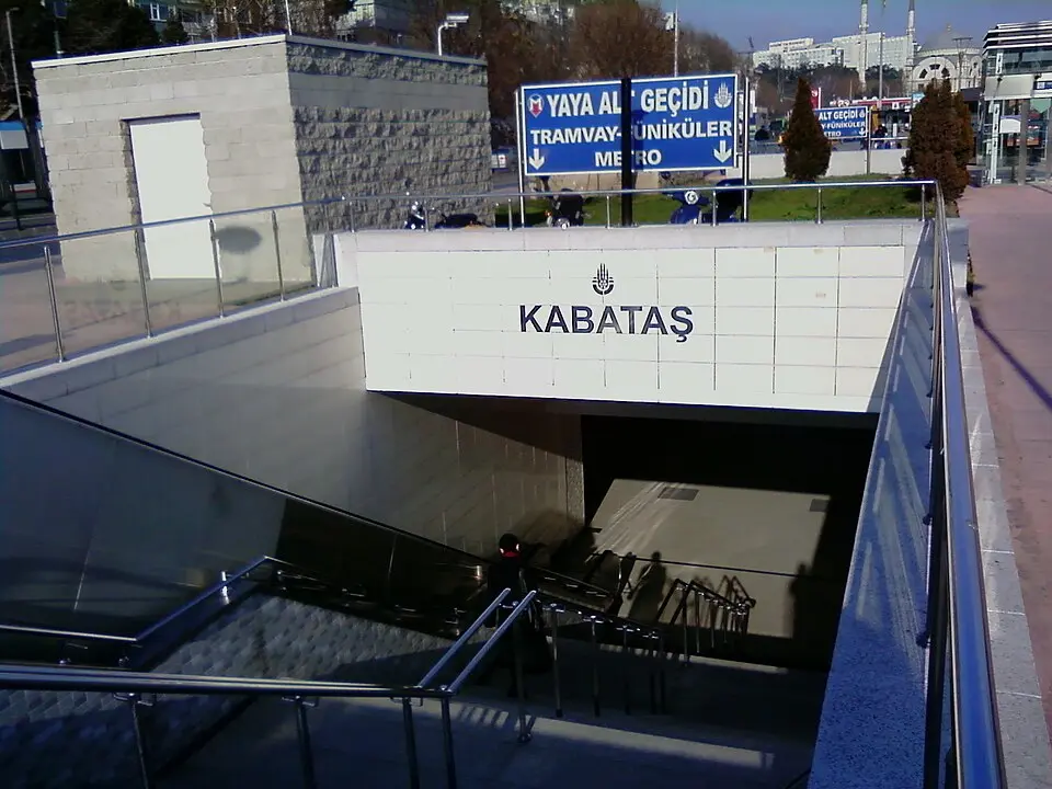 Kabataş Aktarma Merkezi