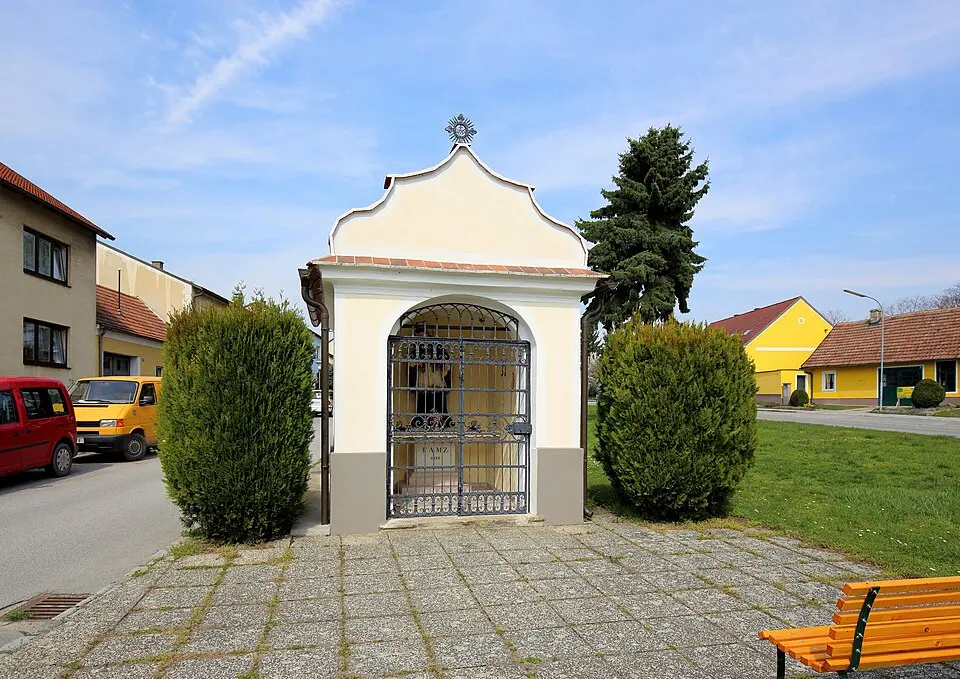Flur-/Wegkapelle hl. Johannes Nepomuk