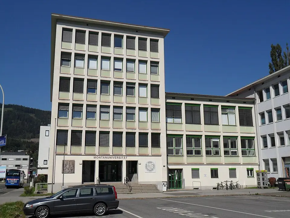 Montanuniversität, Rohstoff- u. Werkstoffzentrum, ehem. Landesgericht