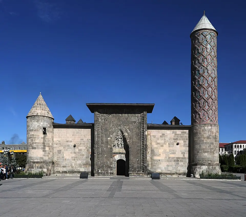 Yakutiye Medresesi