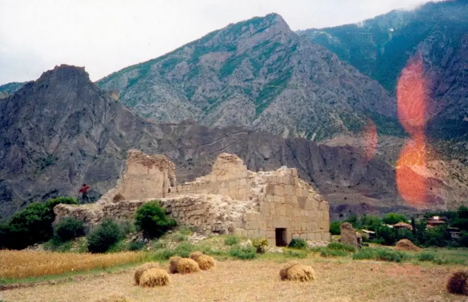 Esbeki Manastırı
