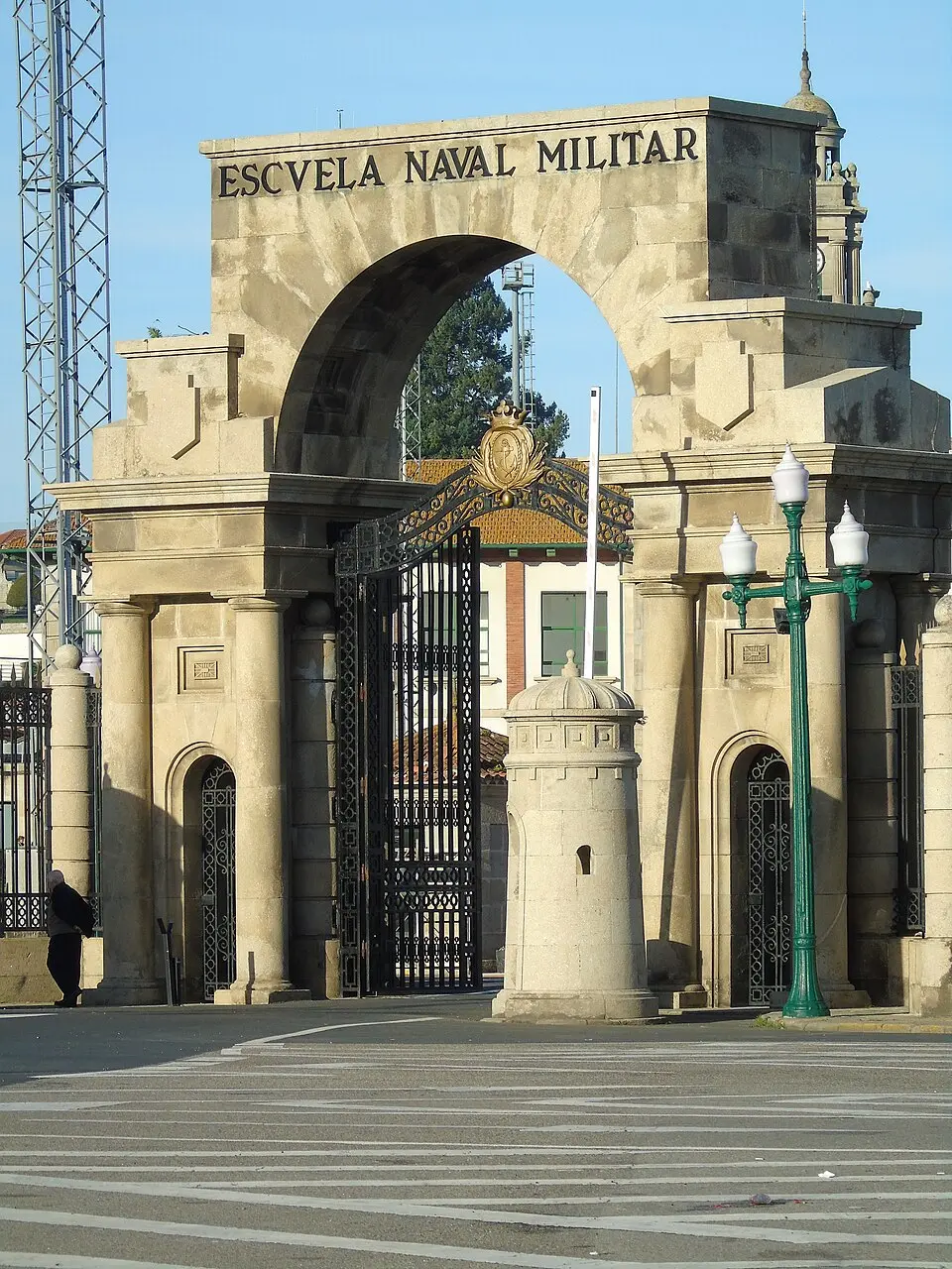 Escuela Naval Militar