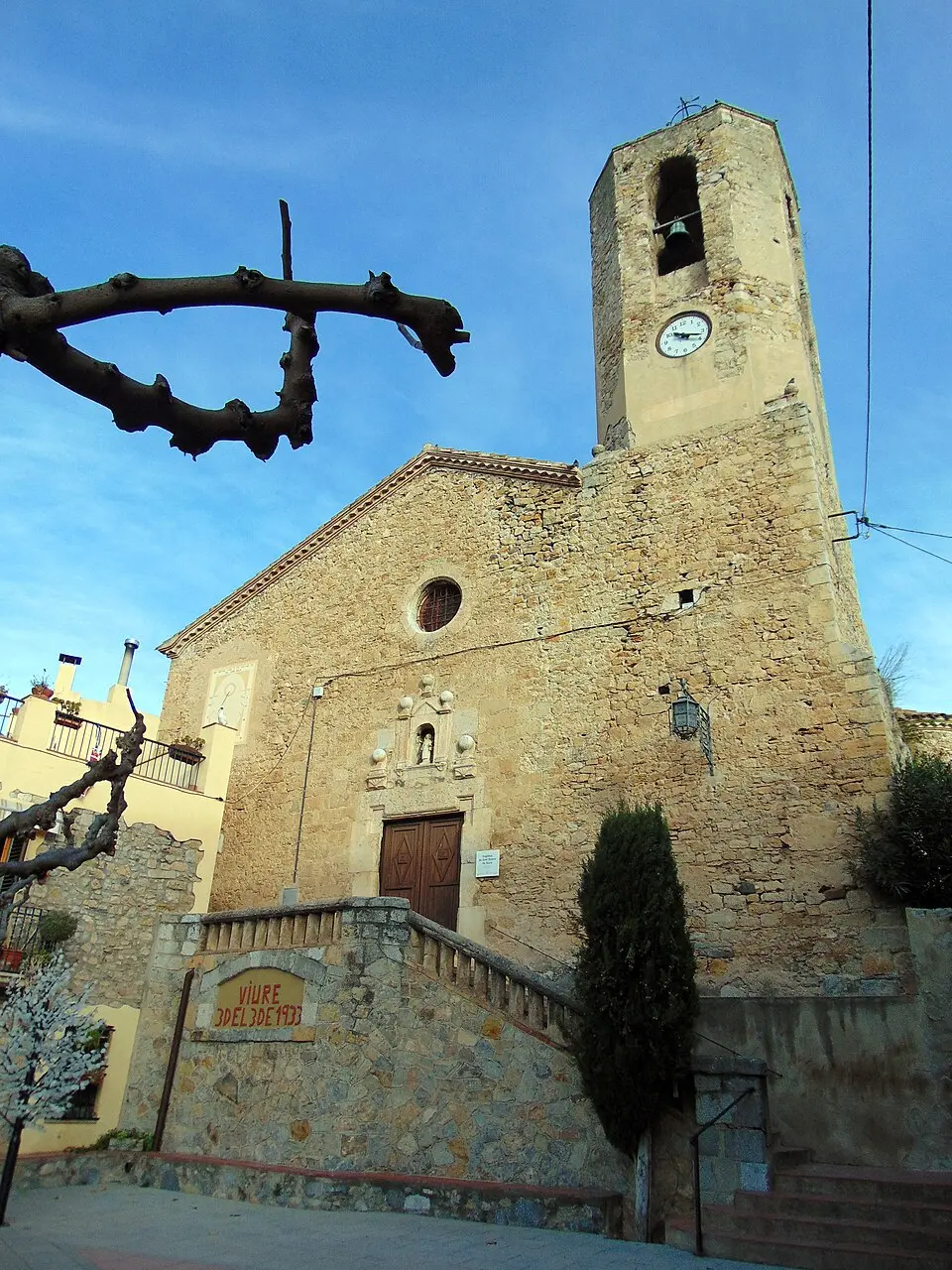 Image: Josep Maria Viñolas Esteva · CC BY-SA 4.0 église Saint-Estève de Biure