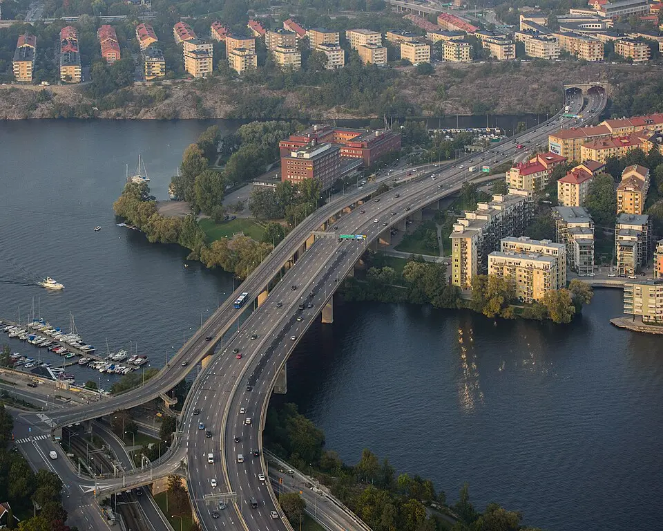 Essingebron