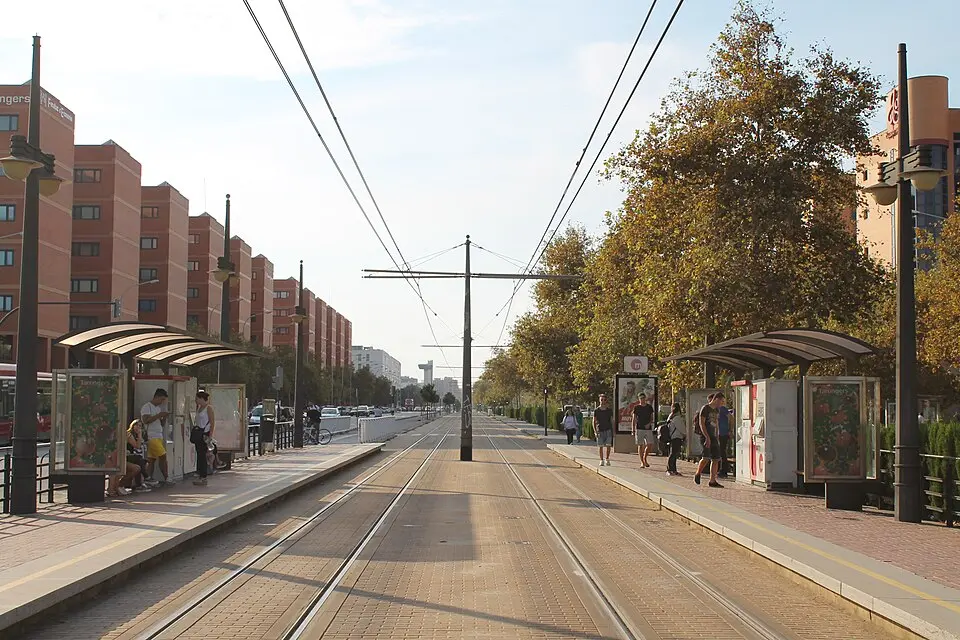 Metro Valencia Line 4