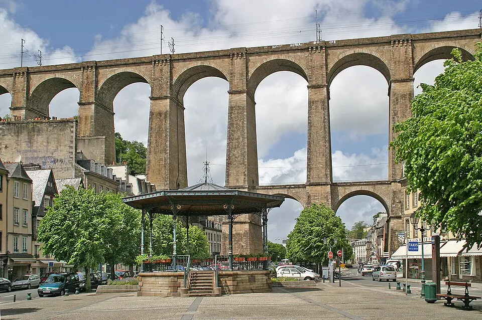 Image: W. Bulach · CC BY-SA 4.0 viaduc de Morlaix