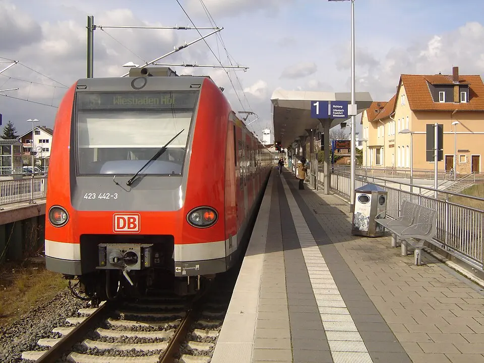 Immagine: Svenja Schneider · CC BY-SA 3.0 Bahnhof Rödermark-Ober Roden