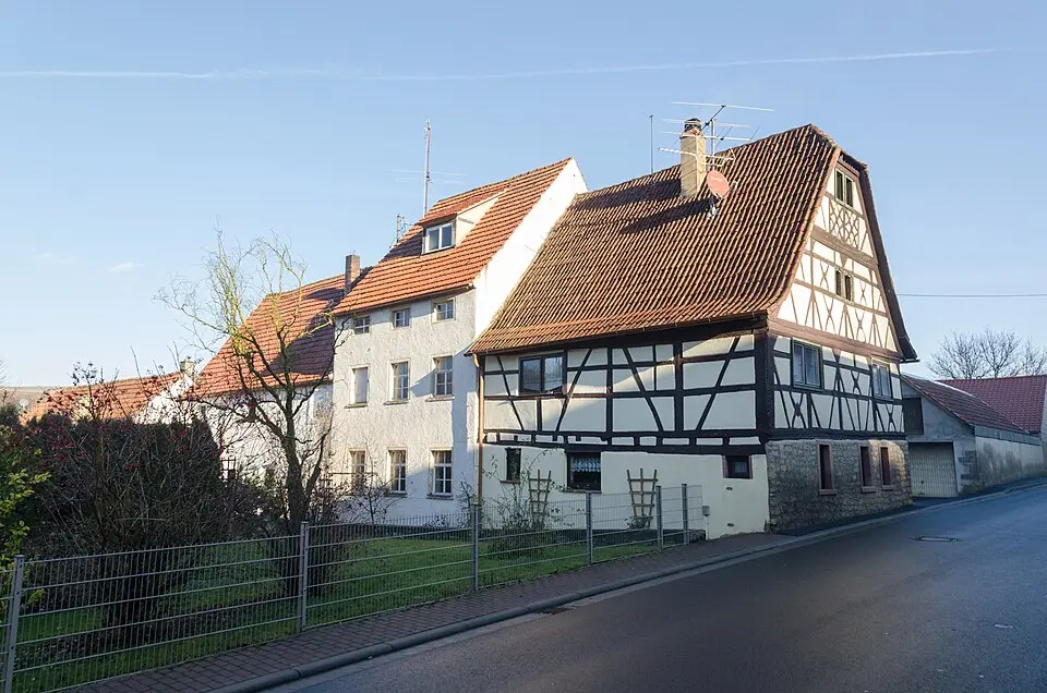 Image: Tilman2007 · CC BY-SA 3.0 Hundsbach