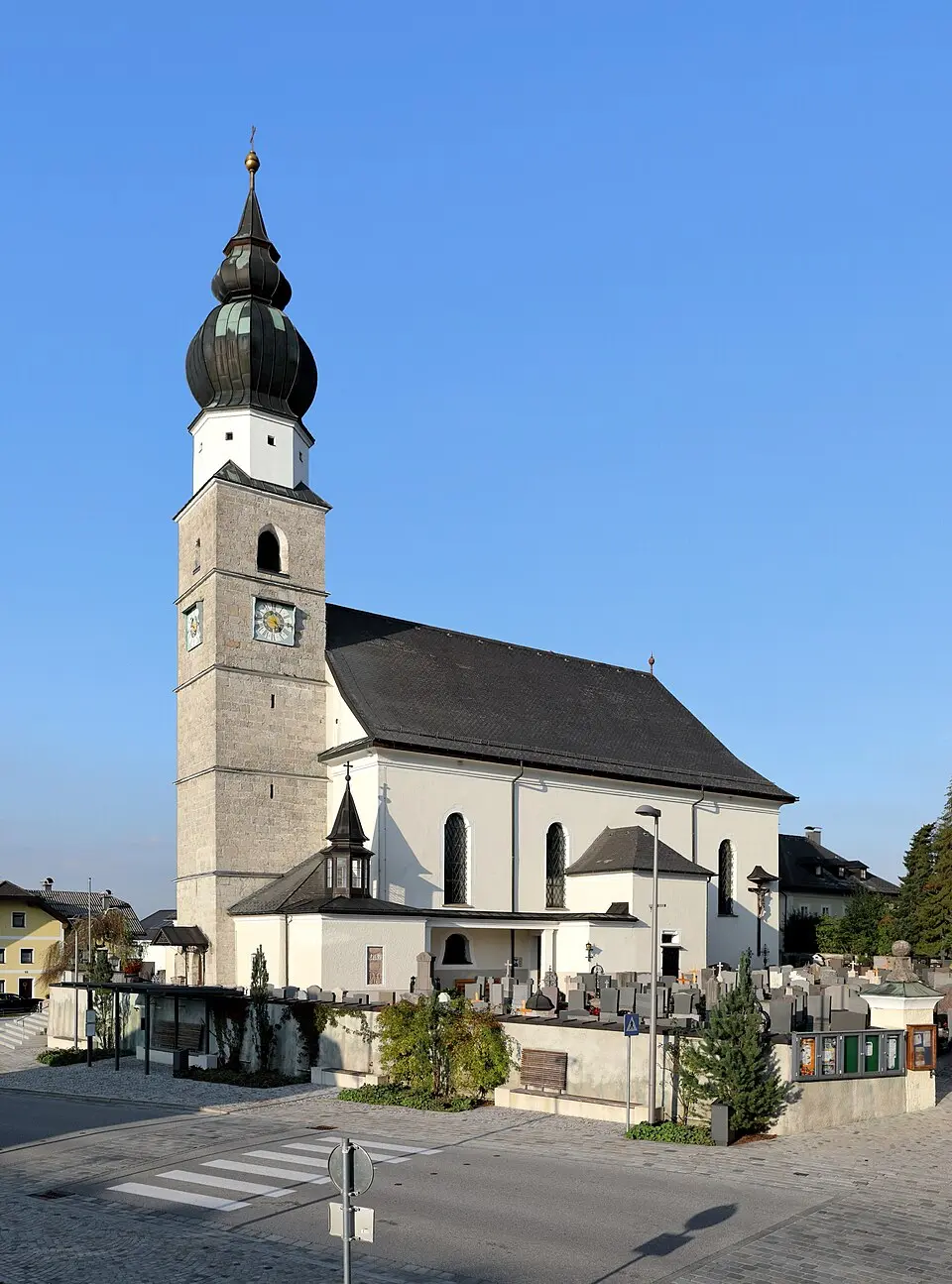 Obrázok: C.Stadler/Bwag · CC BY-SA 4.0 Pfarrkirche Eugendorf