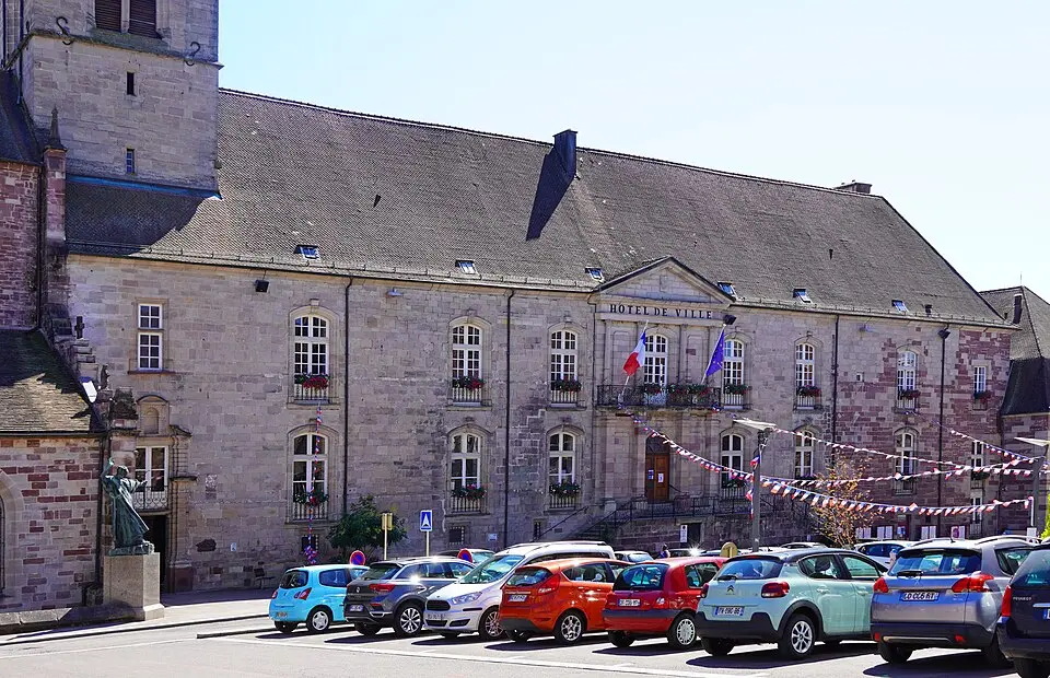 palais abbatial de Luxeuil