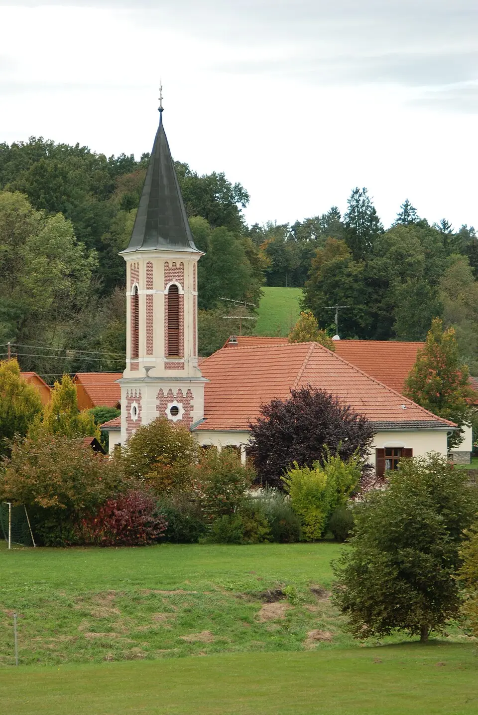 Evangelisches Schul- und Bethaus