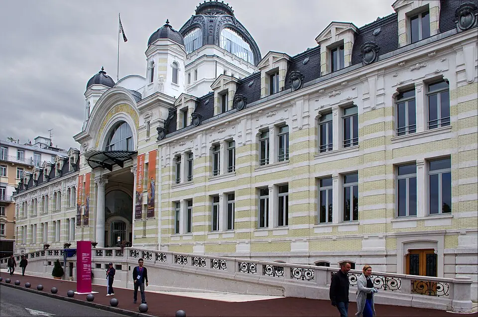 palais Lumière