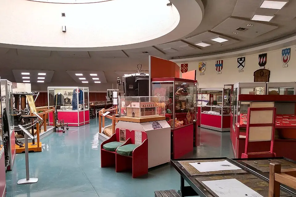 Bourne Hall Museum