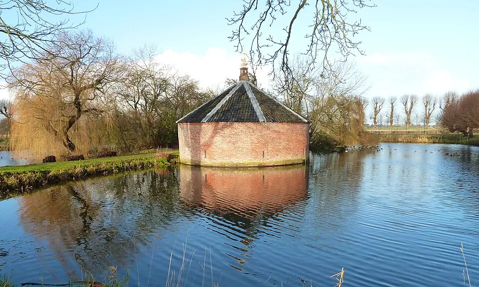 Terrein met resten van de borg Ewsum