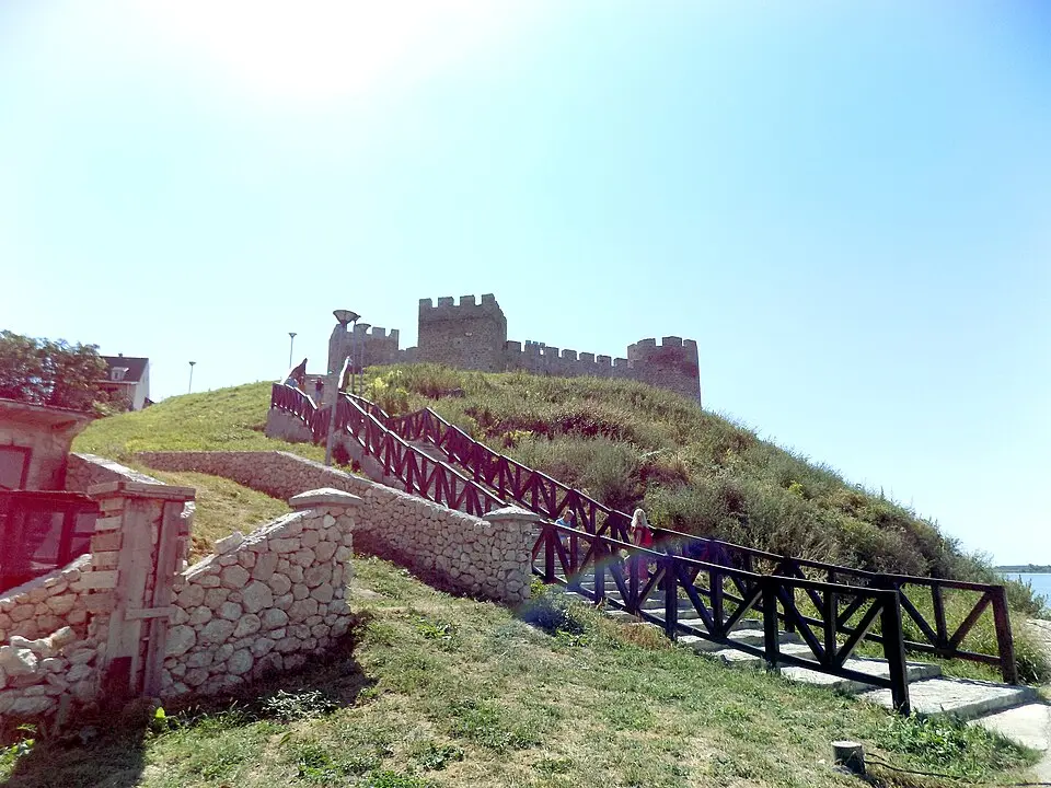 Tvrđava Ram