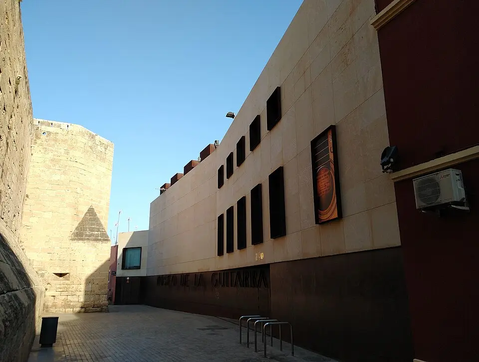 Museo de la Guitarra Española Antonio de Torres