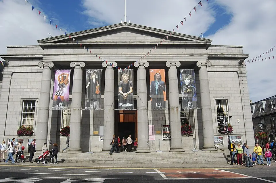 Obrázek: AberdeenBill · CC BY-SA 3.0 Music Hall (Aberdeen)