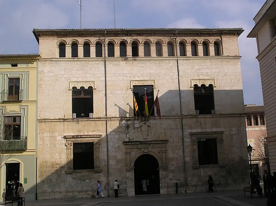 casa consistorial de Alcira