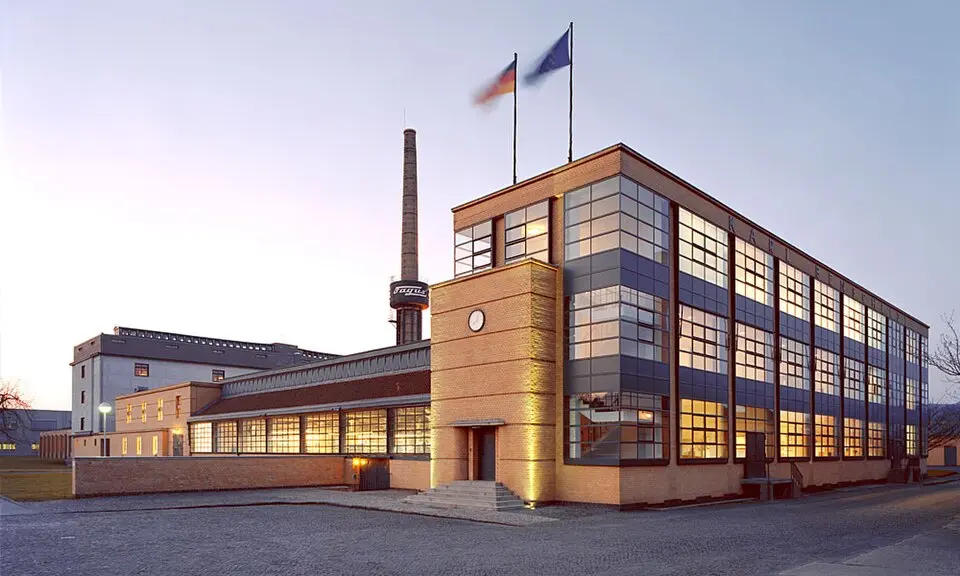 Obrázek: Carsten Janssen · CC BY-SA 2.0 DE Továrna Fagus