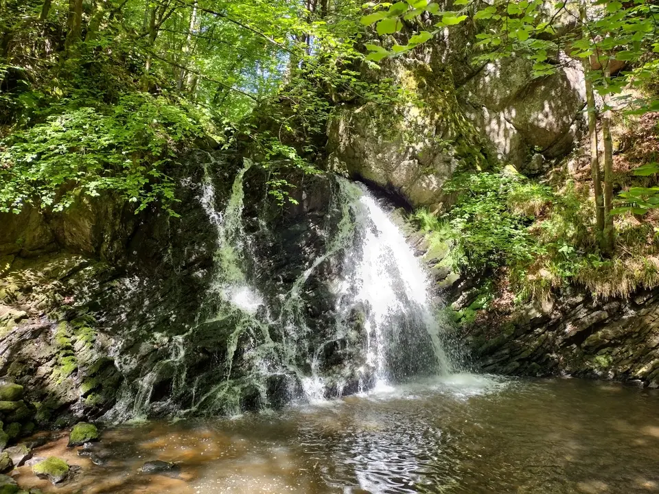 Kép: Pampuco · CC BY-SA 4.0 Fairy Glen, Rosemarkie