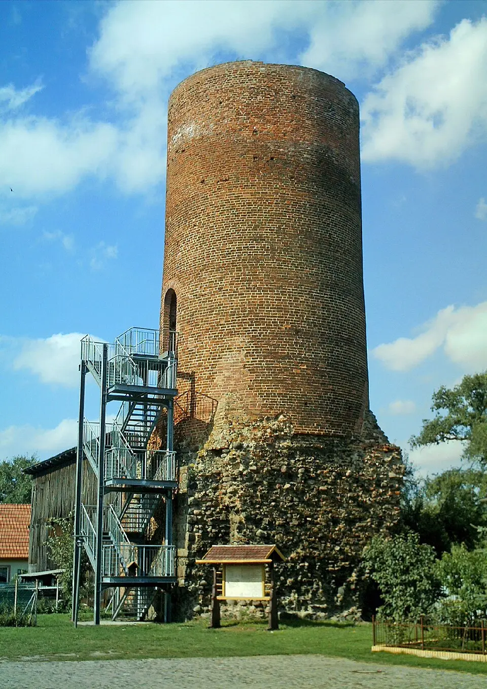 Bergfried Rothenklempenow